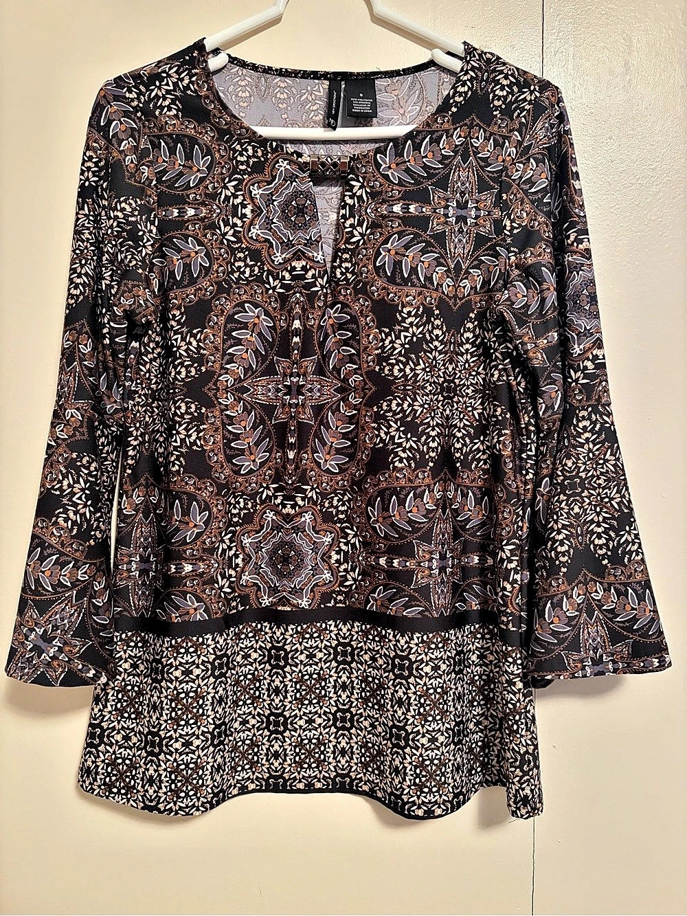 New Directions Printed Blouse in Black & Brown Size Small Like New